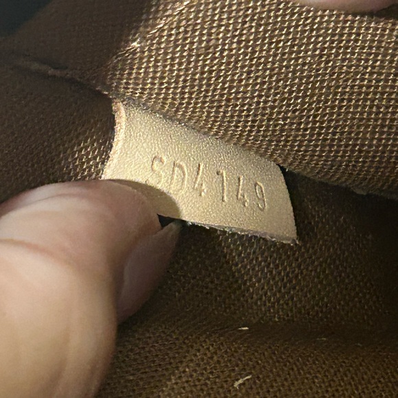 Louis Vuitton multi Pochette Accessories - Picture 15 of 16